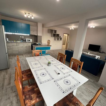 Апартамент Трапезица Скай Veliko Tărnovo Exteriör bild